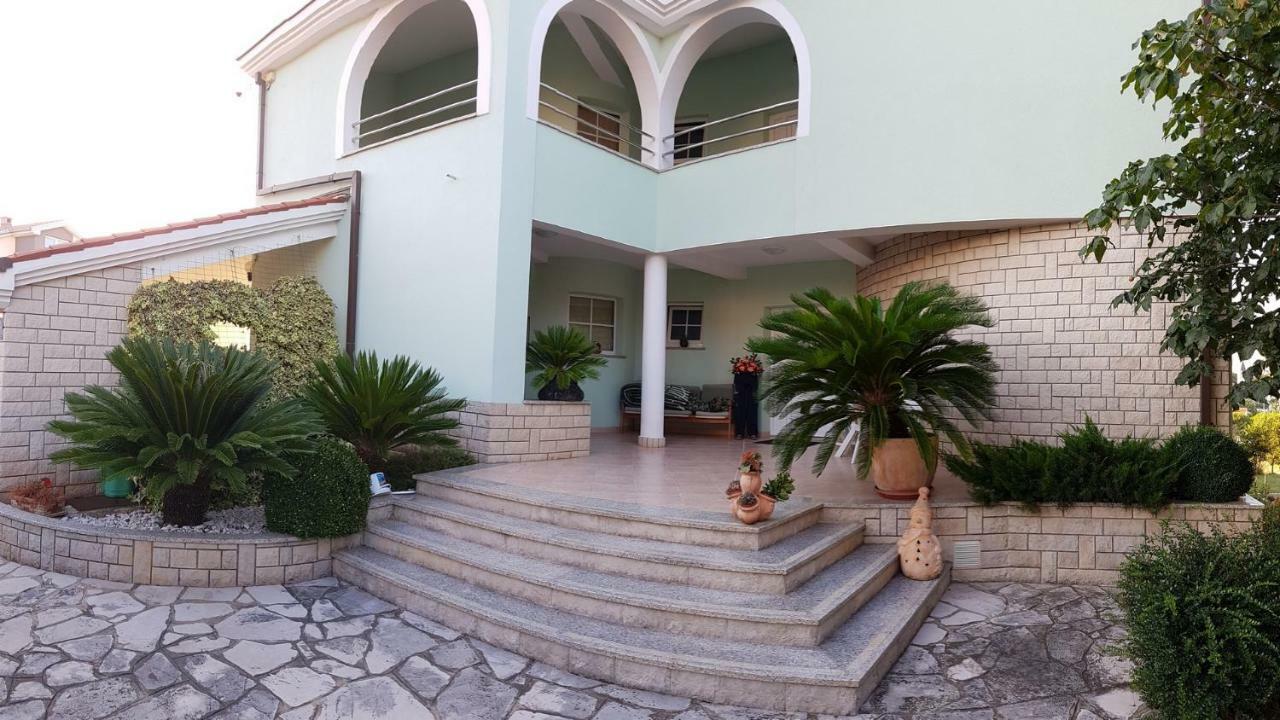 Villa Noela Пула Екстер'єр фото